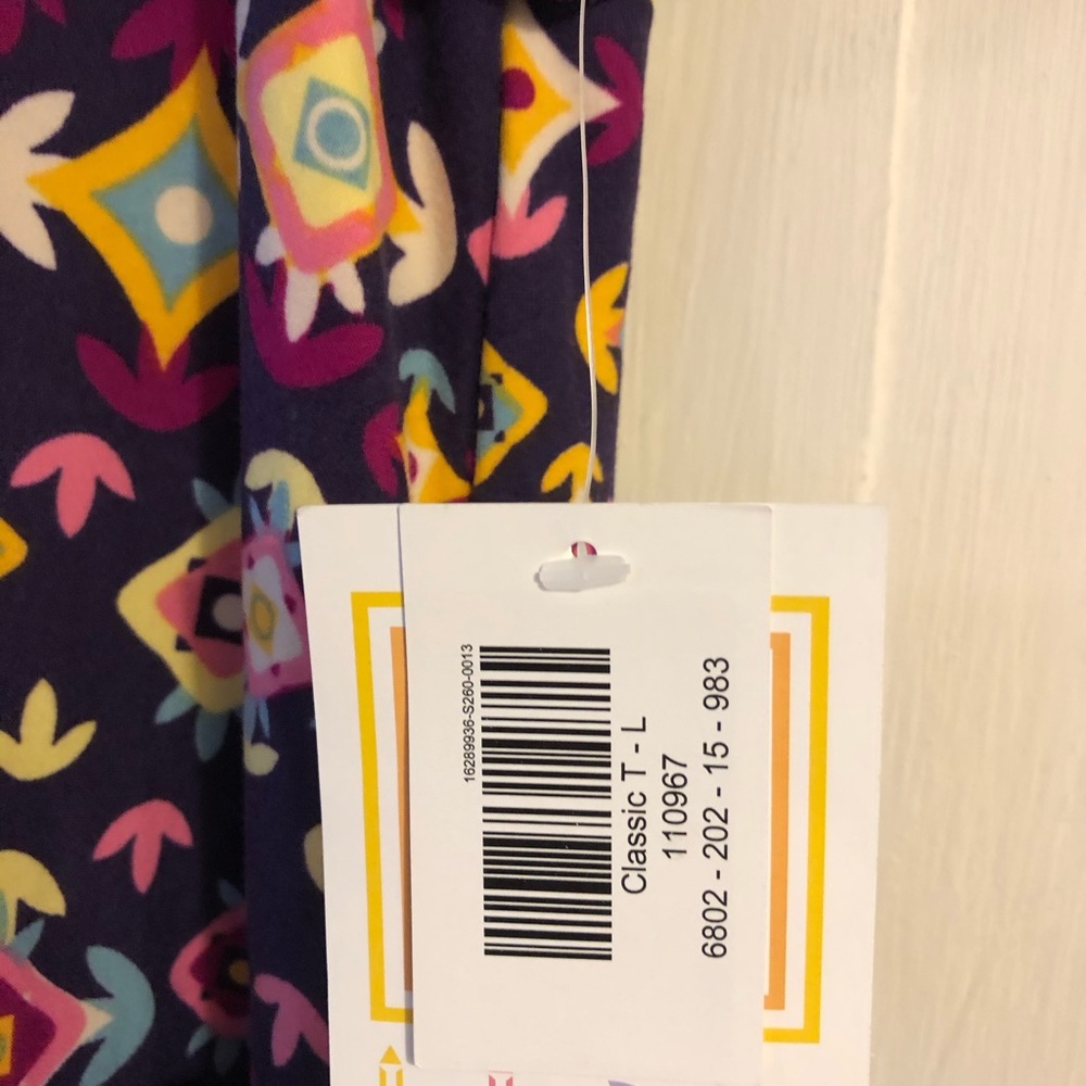 Lularoe - Picture 3 of 3
